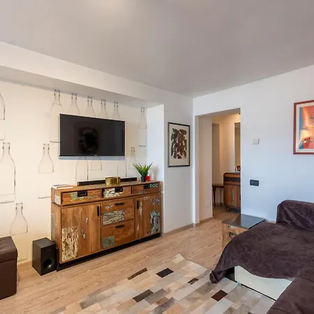 Charming Flat In - Happy *