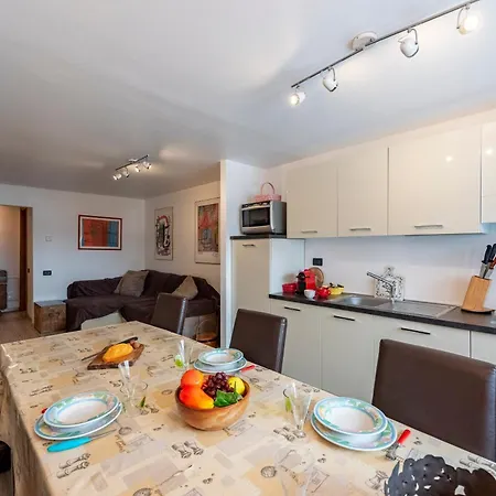 Daire Charming Flat In - Happy Breuil-Cervinia