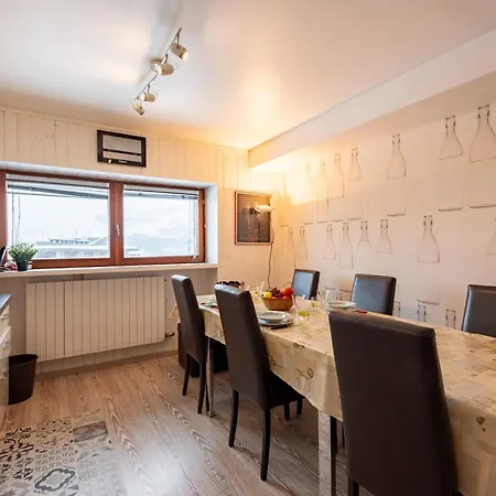 Daire Charming Flat In - Happy